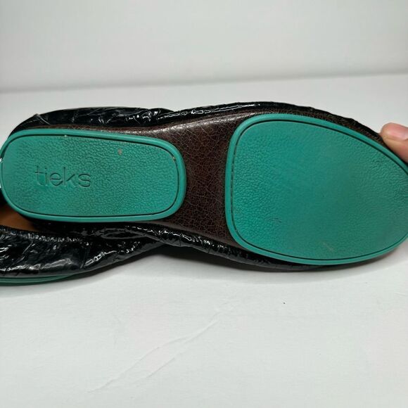 Tieks flats size 8 - Picture 9 of 9